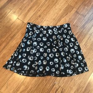 Daisies Circle Skirt w/ Zipper size L